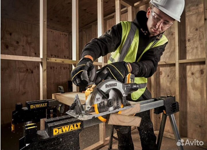 Аккумуляторная дисковая пила DeWalt DCS565N без аккумулятора