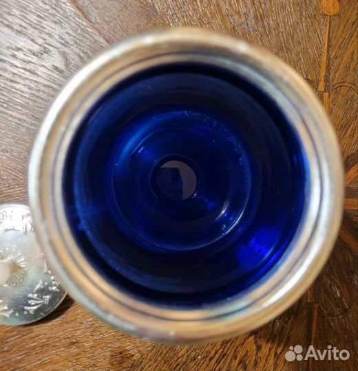 Старинная чайница