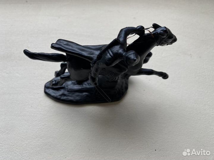 Буденовец на коне каслинское литье касли