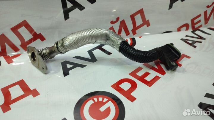 Патрубок вентиляции картерных газов Audi Q5 8R