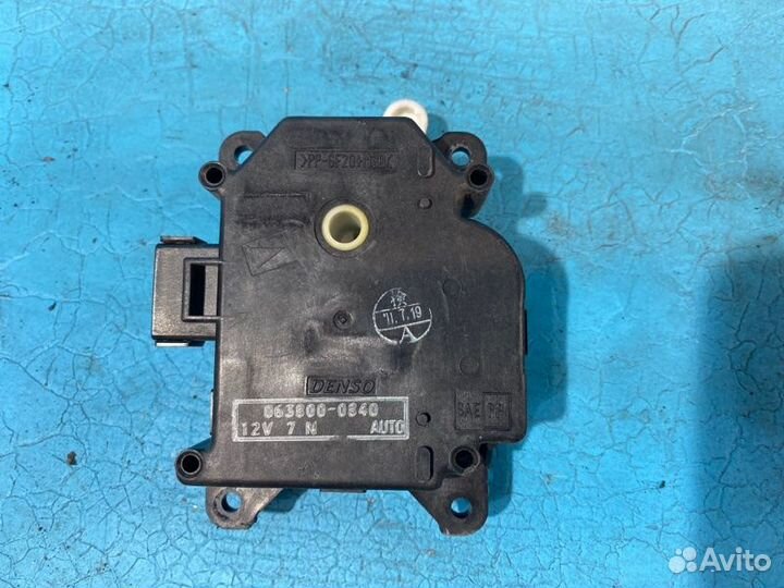 Моторчик заслонки печки Jaguar Xf X250 224DT 2011