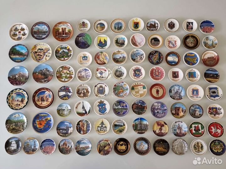 Магниты тарелочки из разных стран и городов