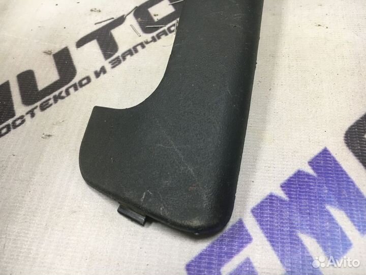 Накладка ручки двери задней правой Лада Гранта
