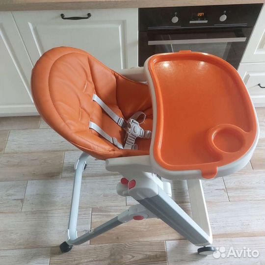 Стульчик для кормления nuovita futuro