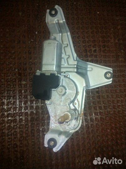 Мотор дворников задний Toyota Spacio NZE121