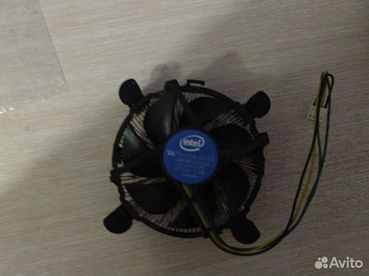 Процессор Intel Pentium G6400
