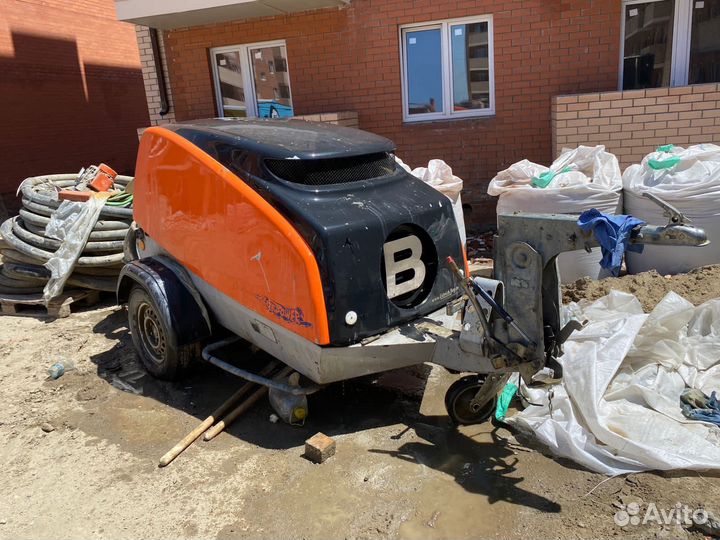 Пневмонагнетатель для стяжки пола с Brinkmann 450