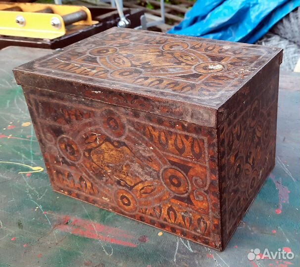 Старая коробка конфет Христофор Манаков и ко