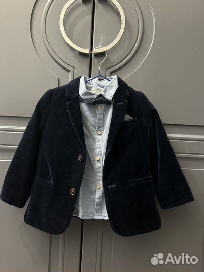 Пиджак с рубашкой фирмы zara