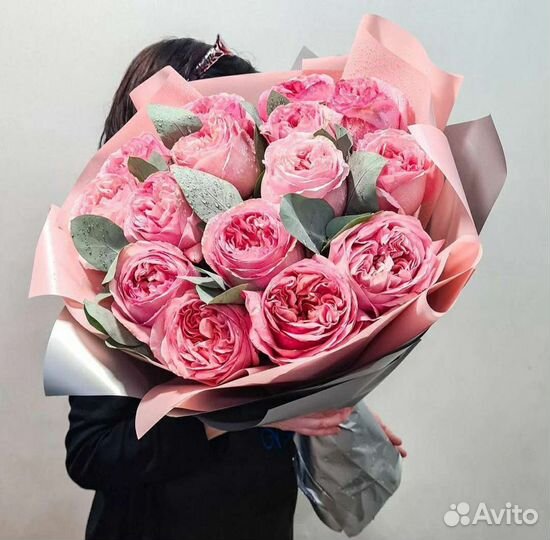 Букеты и подарки к любому празднику