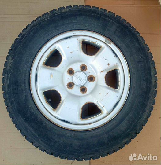 Комплект шипованных колес Hankook I Pike 205/70R15