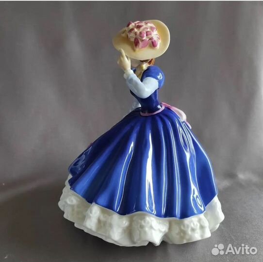 Фарфоровые статуэтки Royal Doulton