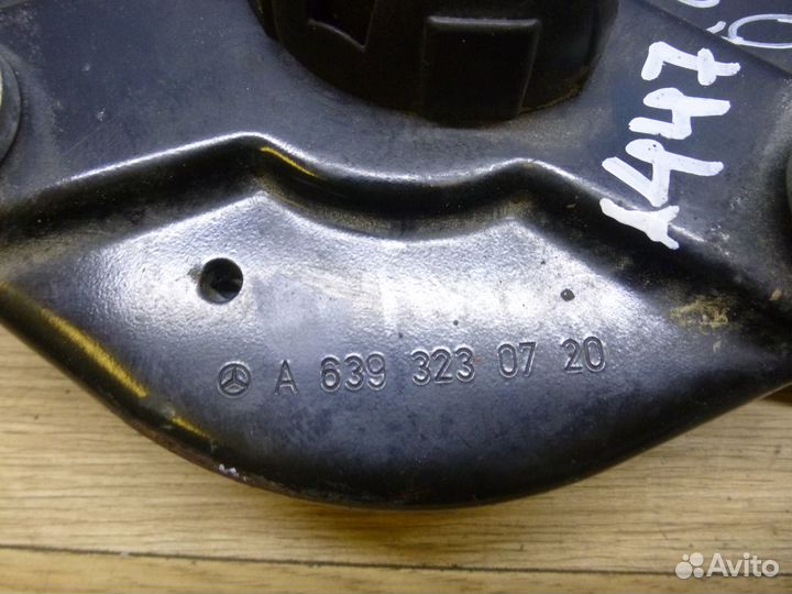 Опора амортизатора mercedes V-class W447