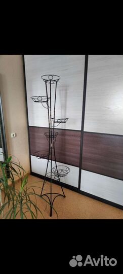 Стойка для цветов