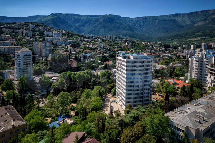 2-к. квартира, 85 м², 4/14 эт.