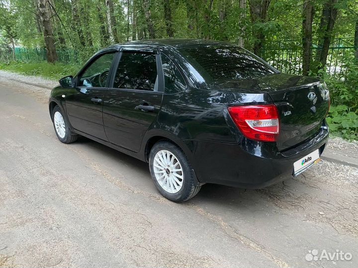 LADA Granta 1.6 МТ, 2017, 140 000 км