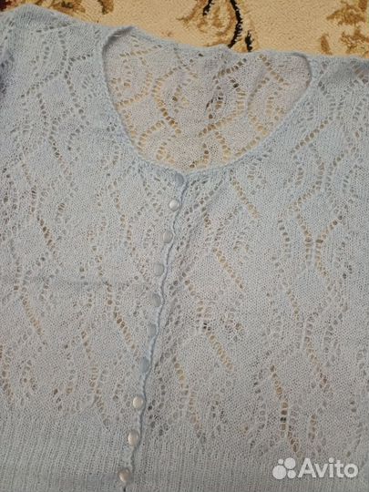 Тонкая мохеровая красивая женская кофточка