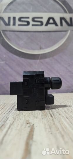 Джойстик Блок управления зеркалами Nissan teana J3