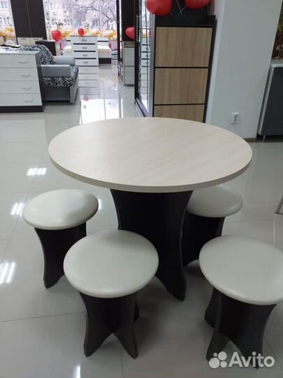 Обеденная группа