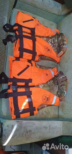 Спасательный жилет