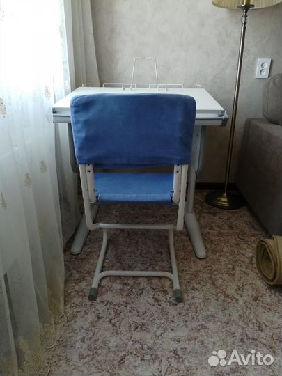 Растущая парта и стул Дэми