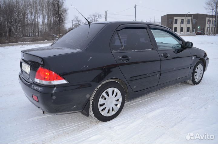 Mitsubishi Lancer 1.6 AT, 2006, 300 000 км
