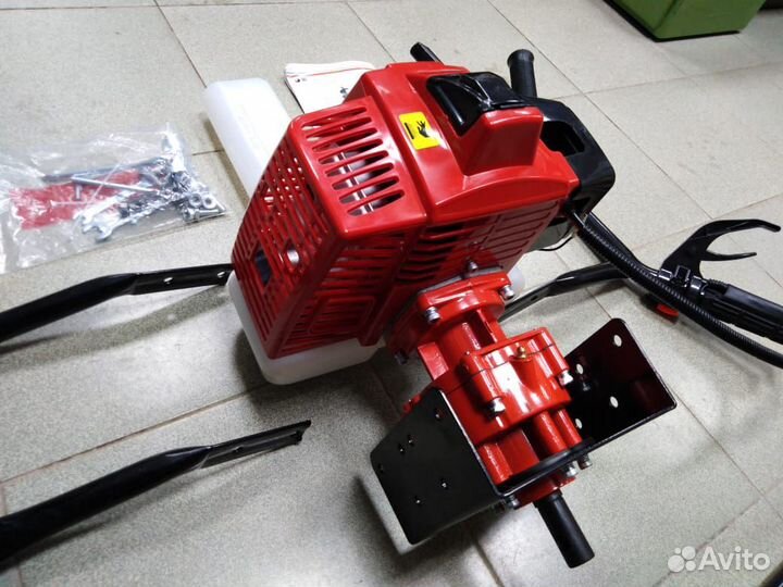 Мотобур (бензобур) Brait BR 63/000