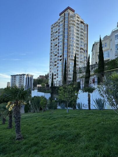 2-к. квартира, 64 м², 2/19 эт.