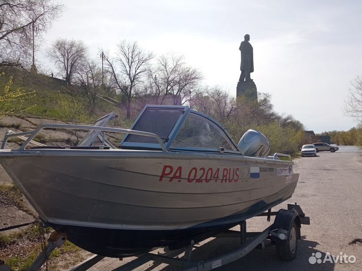 Лодка quintrex 475