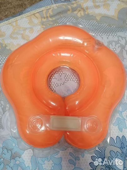 Круг на шею для купания