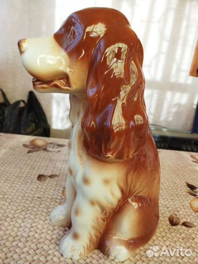 Фарфоровые статуэтки фигурки собаки
