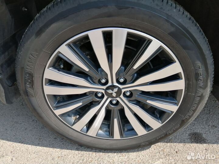 Летняя резина на литых дисках 225/55 R18