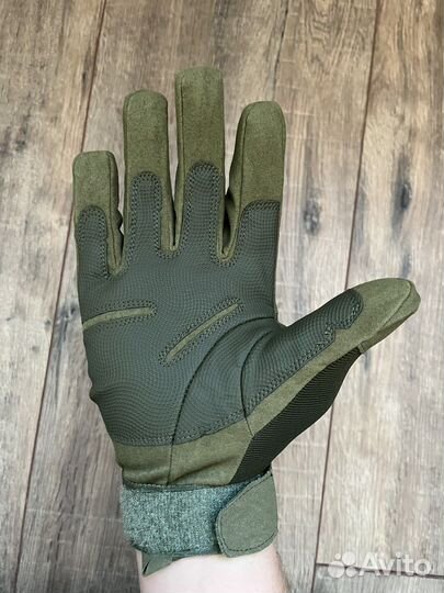 Перчатки тактические