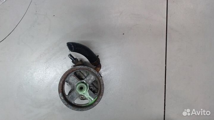 Гур Toyota Corolla Verso, 2002