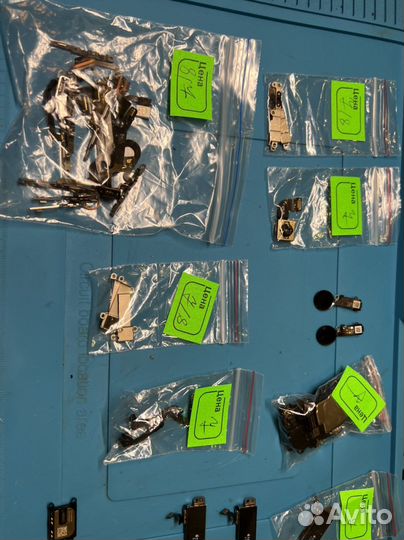 Запчасти для iPhone 7 и 8