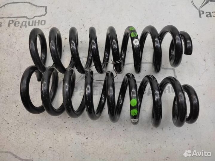 Пружины задние w205 C-class 274.820