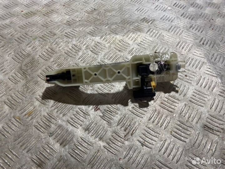 Ручка двери наружная передняя левая Ssangyong