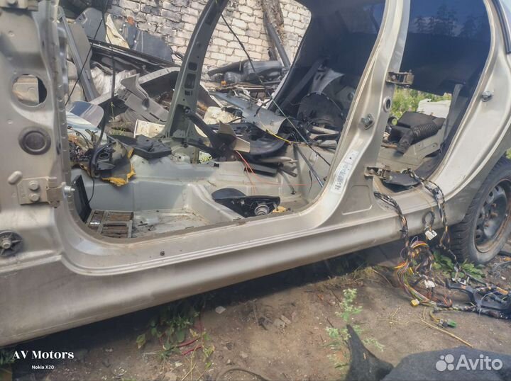 Порог, проем двери Peugeot 206