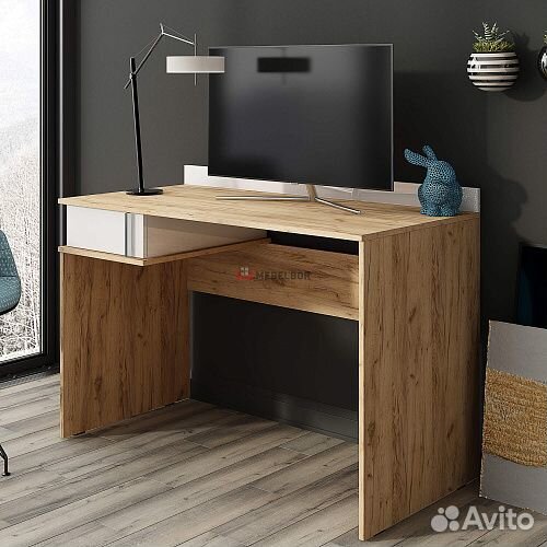 Письменный стол новый
