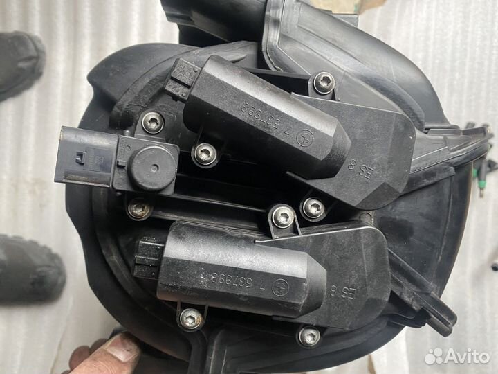 Впускной коллектор Bmw х5 е70