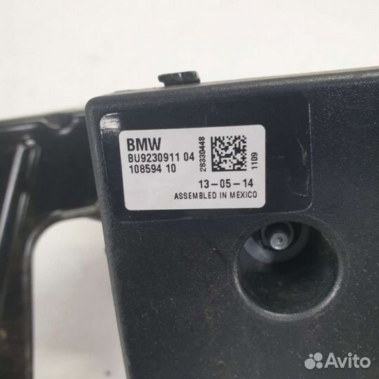 Антенна BMW 1 F20/F21 2014г. 9230911