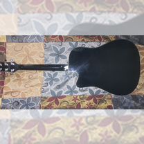 Гитара черная с вырезом + чехол, Москва