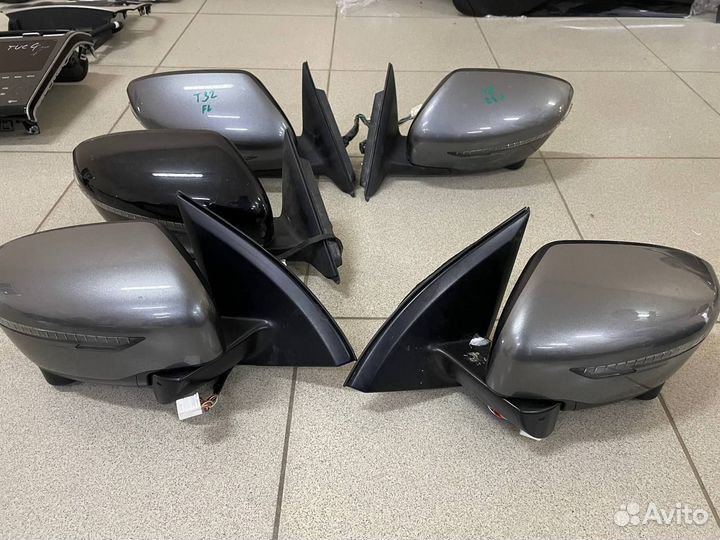 Боковое зеркало заднего вид на Nissan Xtrail T-32