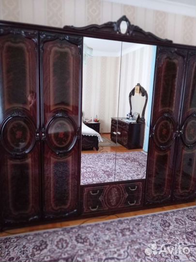 Спальный гарнитур роза