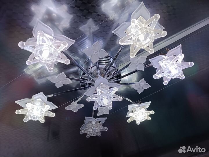 Люстра потолочная