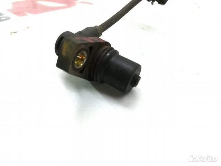 Датчик abs передний левый Toyota Tundra UCK40