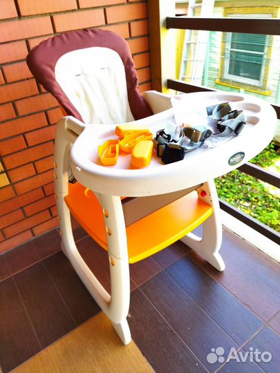 Стульчик для кормления