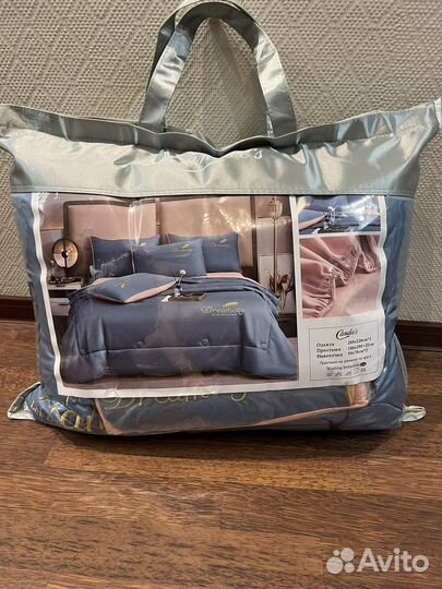 Постельное белье с одеялом и покрывалом