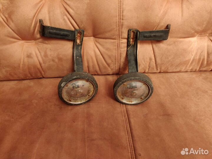 Дополнительные колеса для детского велосипеда