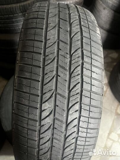 Bridgestone Dueler H/T 843 215/60 R17